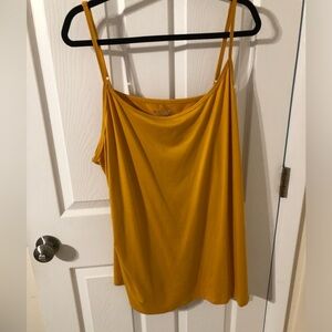 Set of three camisoles tanks